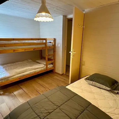 Le Mb 9 Dore 8 Pers Daire *